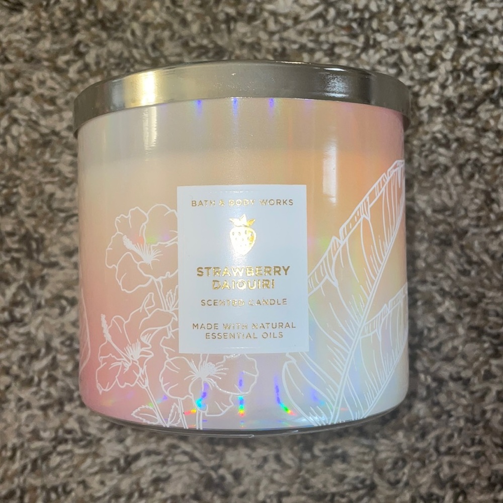 Strawberry Daiquiri Three Wick Candle